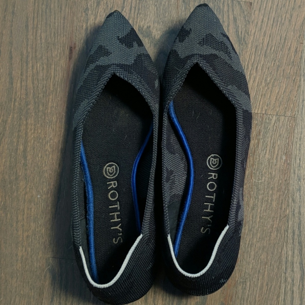 Rothy's Black & Gray Fatigue with White Heal Decal